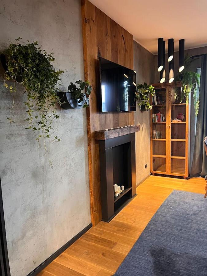 Lake Park Apartament With Free Parking Airport Netflix Varsóvia Exterior foto